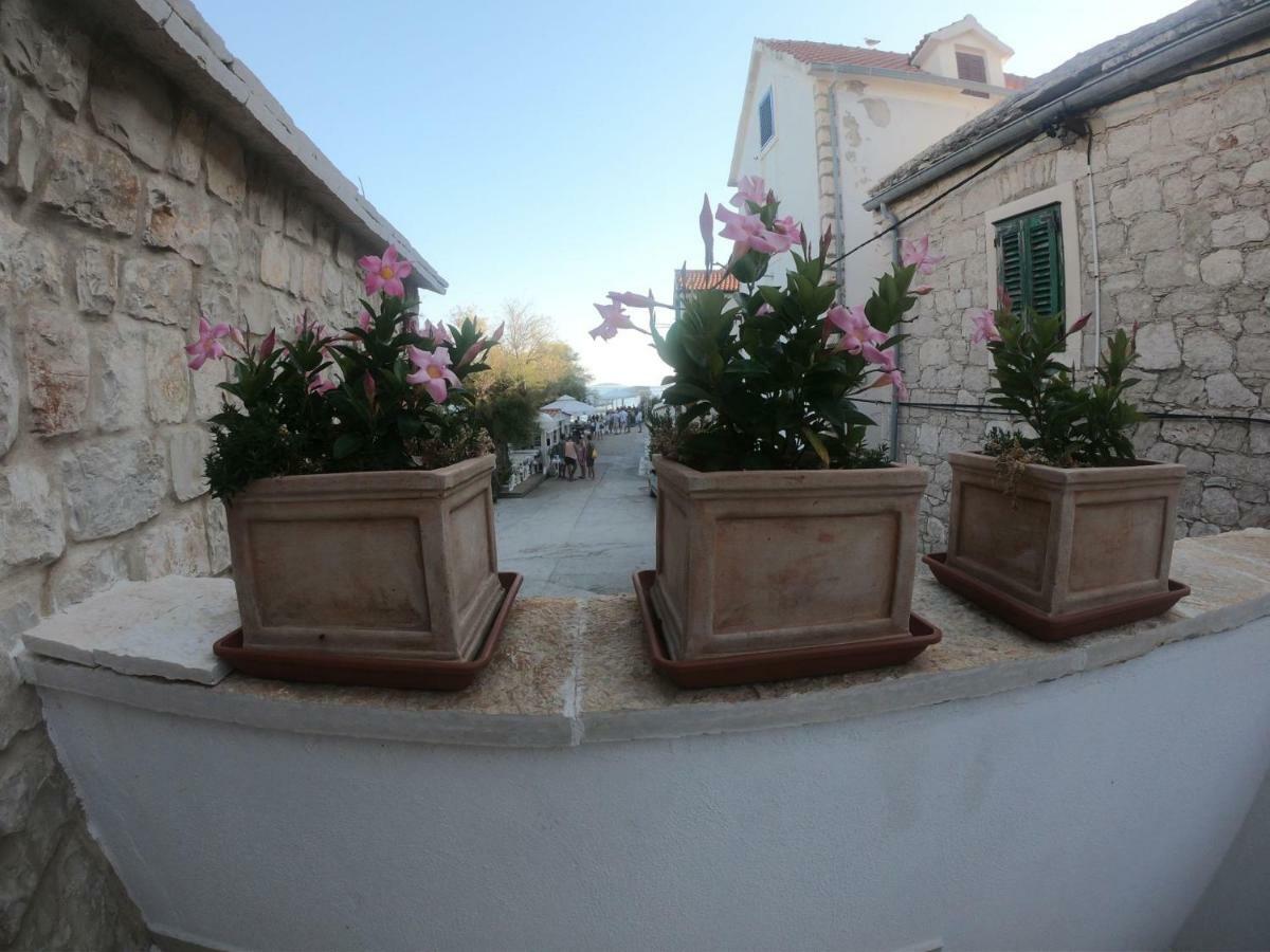 Apartment Vesna Primošten المظهر الخارجي الصورة