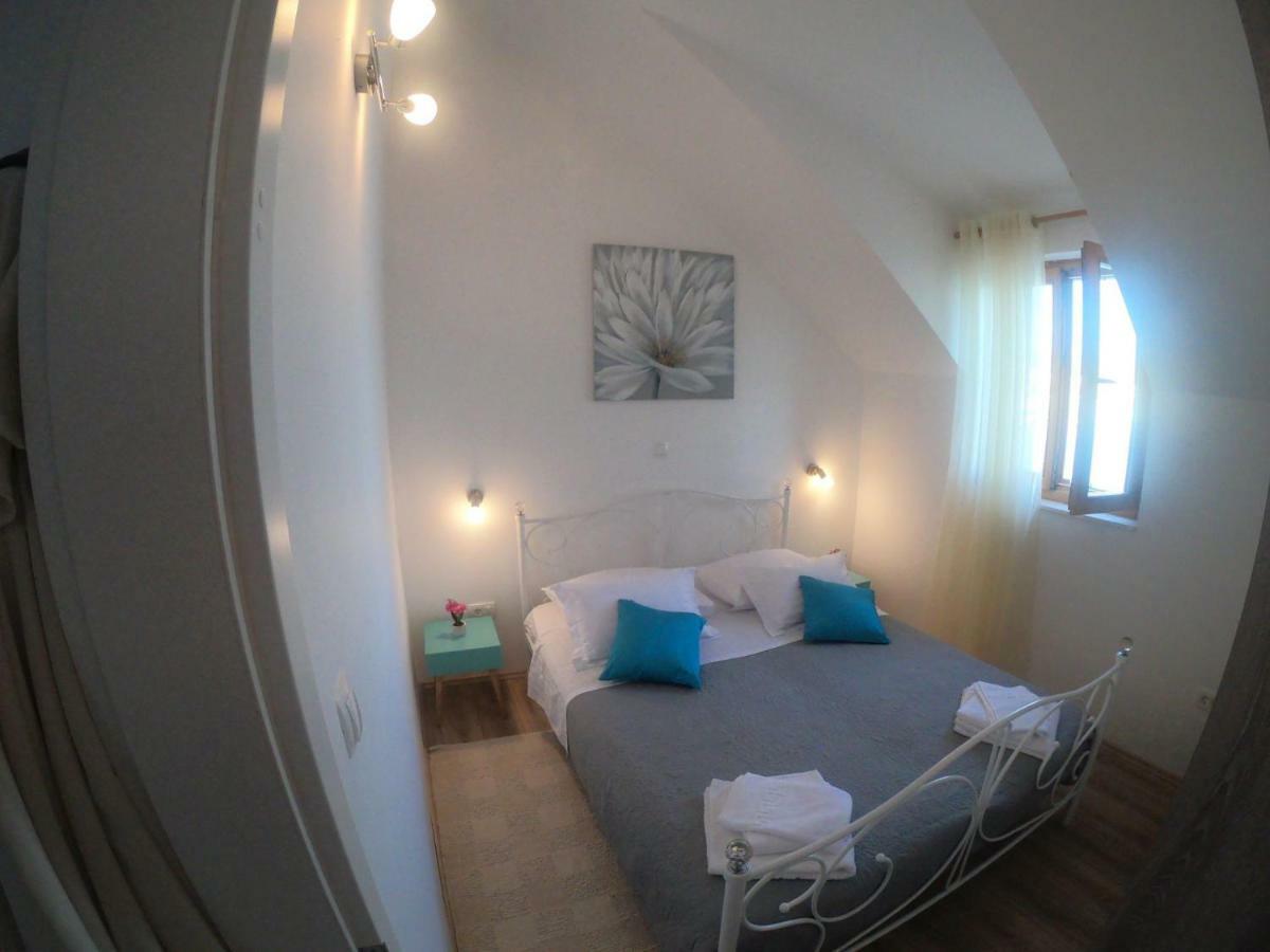 Apartment Vesna Primošten المظهر الخارجي الصورة